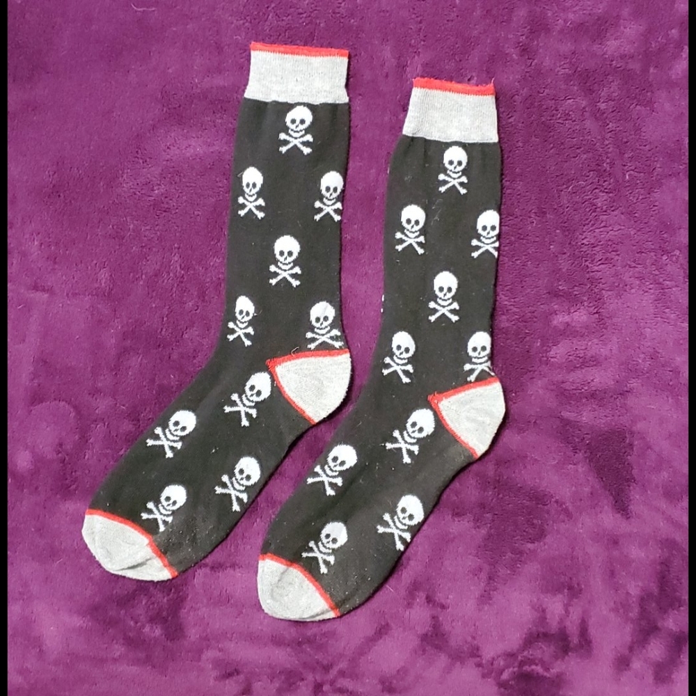 Skull socks